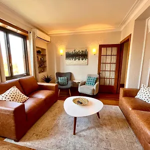 Mtlvacationrentals-the Mtlvr Kisses Montréal