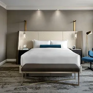 fairmont-gold-at-fairmont-vancouver-airport.richmond-hotels.com/