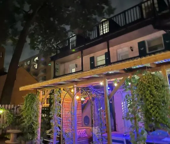 L'Hotel Particulier Griffintown Montreal Bed and breakfast