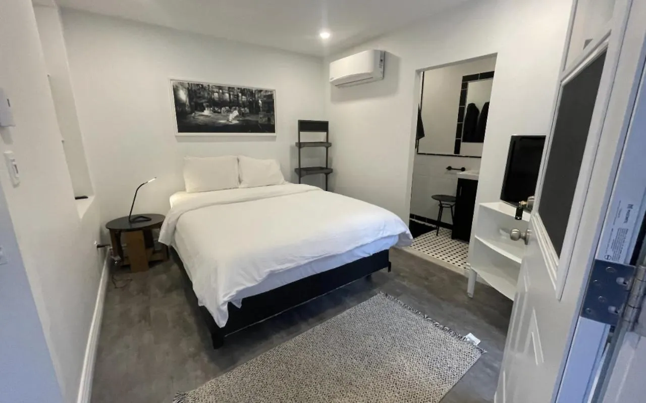 L'Hotel Particulier Griffintown Montreal Bed and breakfast