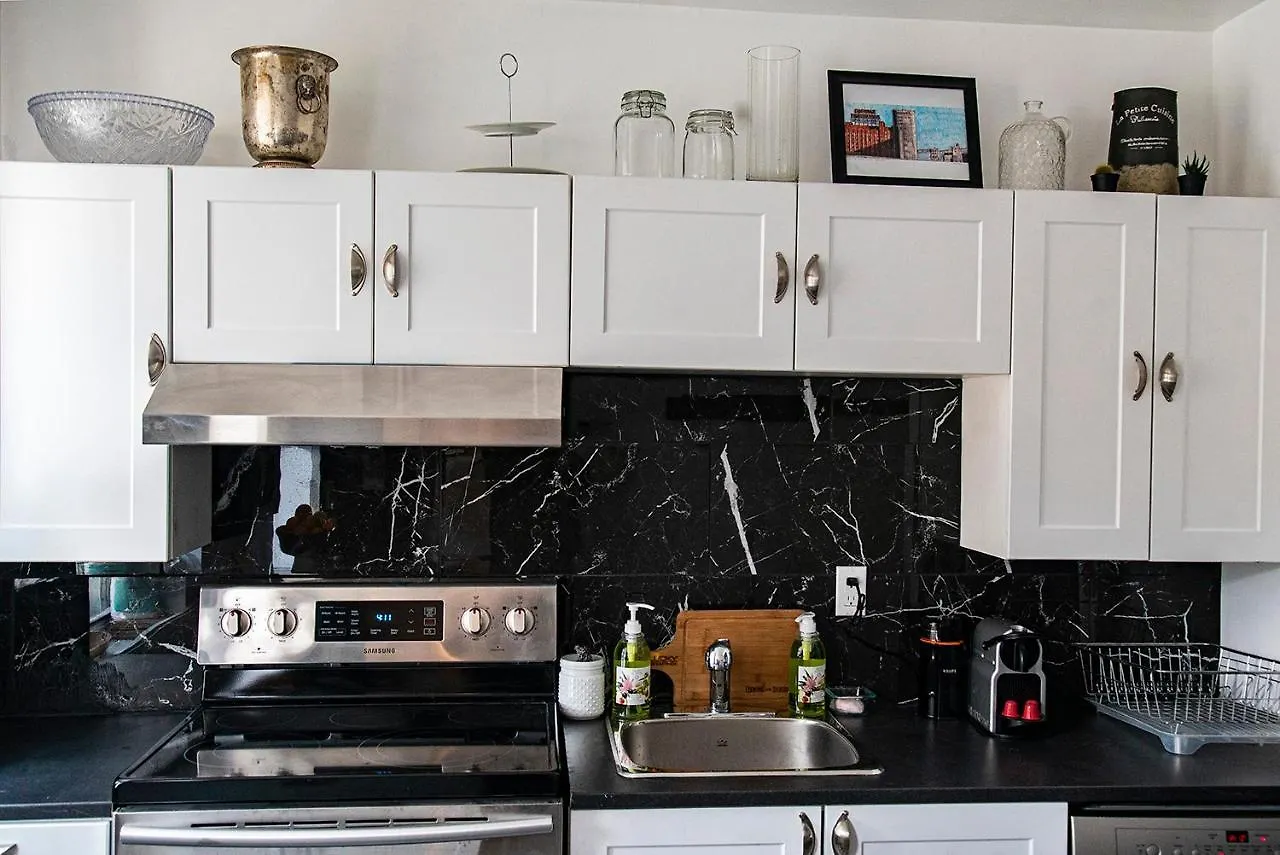 L'Hotel Particulier Griffintown Montreal Bed & Breakfast