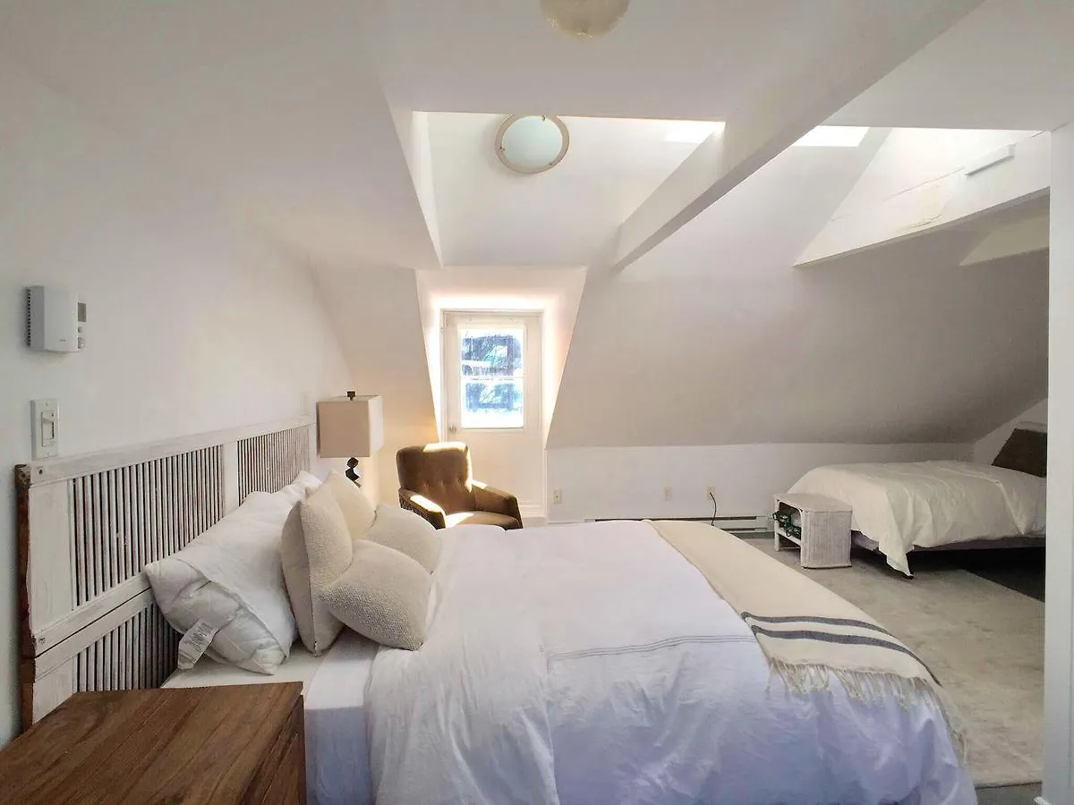 L'Hotel Particulier Griffintown Montreal Bed & Breakfast
